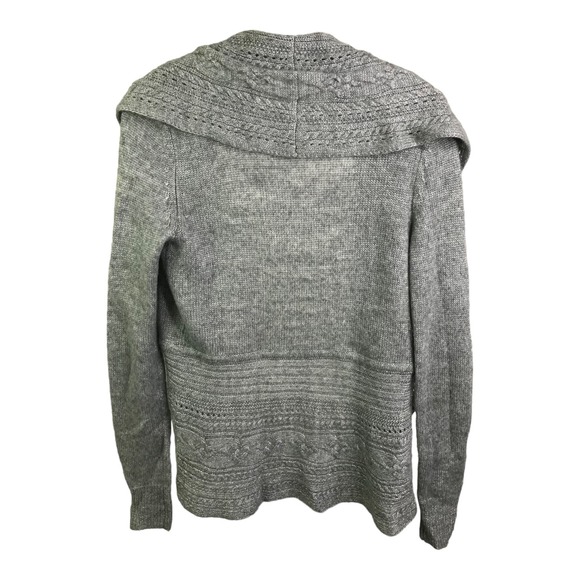 White House Black Market Women's Cardigan Gray Cabled Shawl Collar Coverup Sz XS - Picture 3 of 14